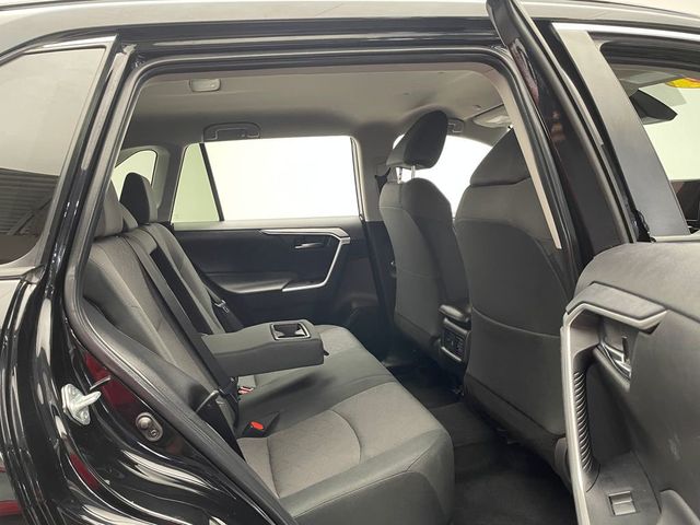 2024 Toyota RAV4 XLE FWD - 23005788 - 34