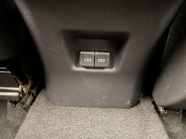 2024 Toyota RAV4 XLE FWD - 23005788 - 36