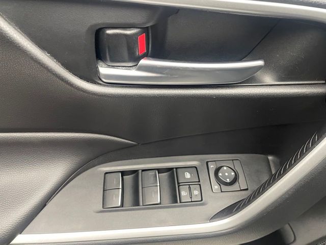 2024 Toyota RAV4 XLE FWD - 23010312 - 9