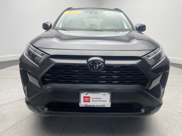 2024 Toyota RAV4 XLE FWD - 23010312 - 1