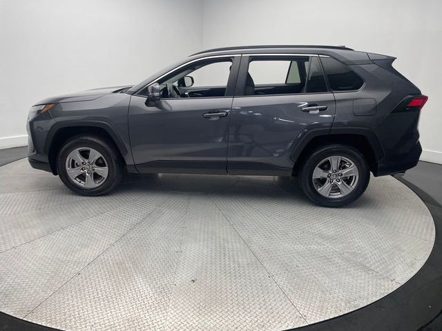 2024 Toyota RAV4 XLE FWD - 23010312 - 7
