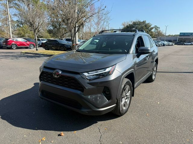 2024 Toyota RAV4 XLE FWD - 22983444 - 0