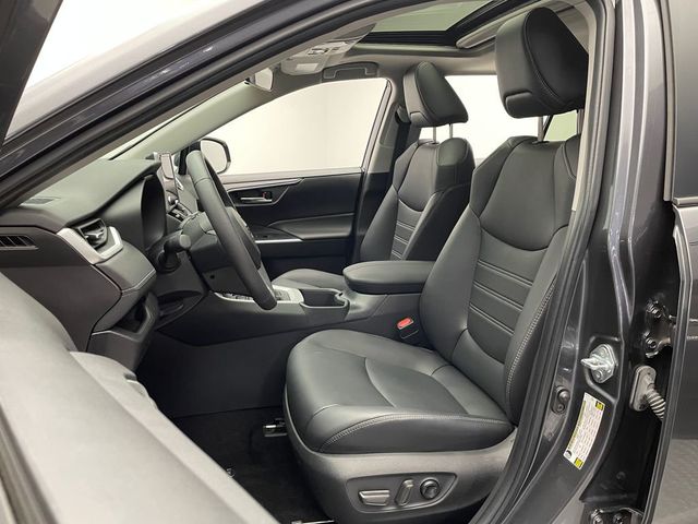 2024 Toyota RAV4 XLE Premium AWD - 22997626 - 12