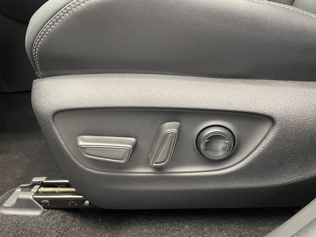 2024 Toyota RAV4 XLE Premium AWD - 22997626 - 13
