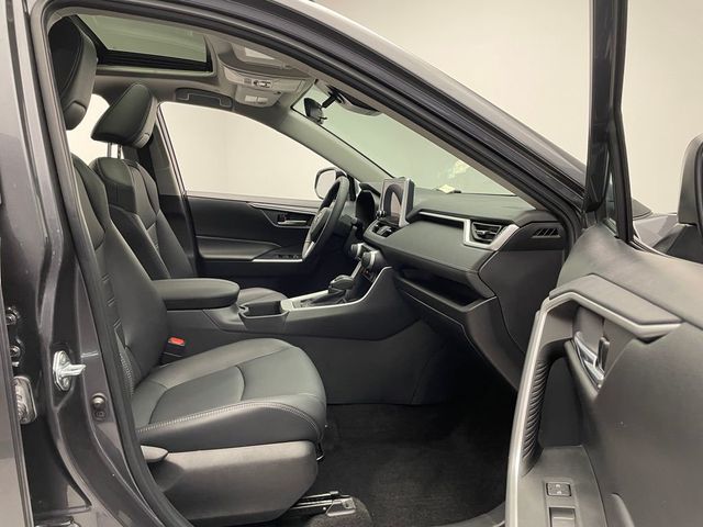 2024 Toyota RAV4 XLE Premium AWD - 22997626 - 16