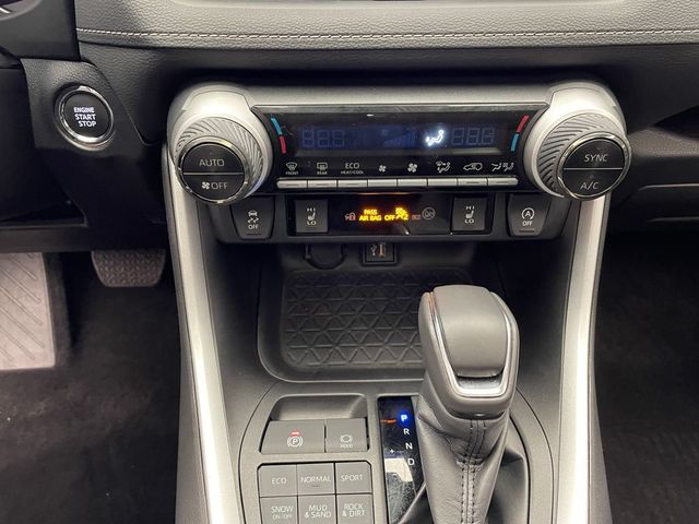 2024 Toyota RAV4 XLE Premium AWD - 22997626 - 26