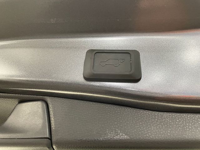 2024 Toyota RAV4 XLE Premium AWD - 22997626 - 42