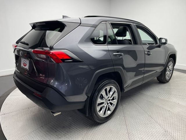2024 Toyota RAV4 XLE Premium AWD - 22997626 - 4