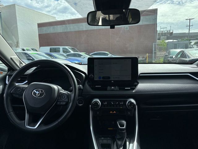 2024 Toyota RAV4 XLE Premium FWD - 22950235 - 12