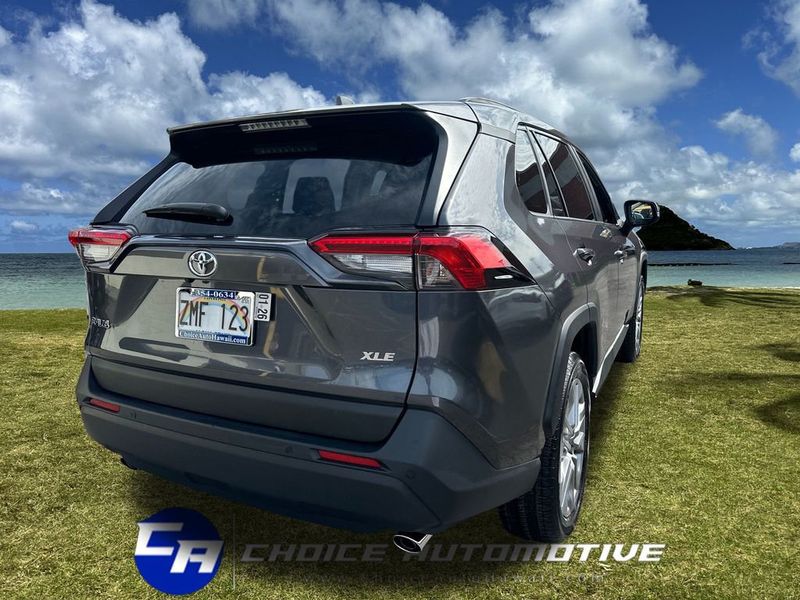 2024 Toyota RAV4 XLE Premium FWD - 22950235 - 6