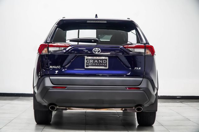 2024 Toyota RAV4 XLE Premium FWD - 23066618 - 10