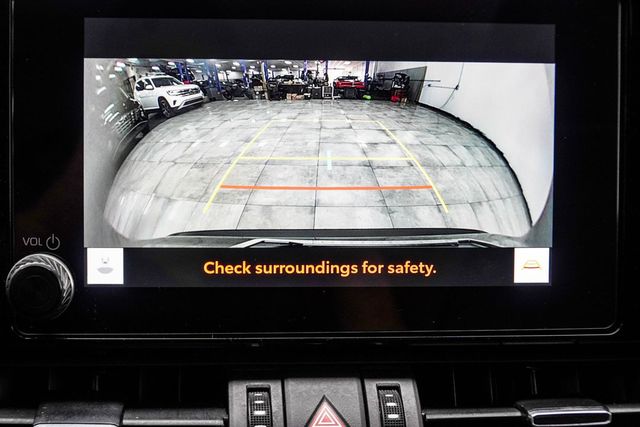 2024 Toyota RAV4 XLE Premium FWD - 23066618 - 24
