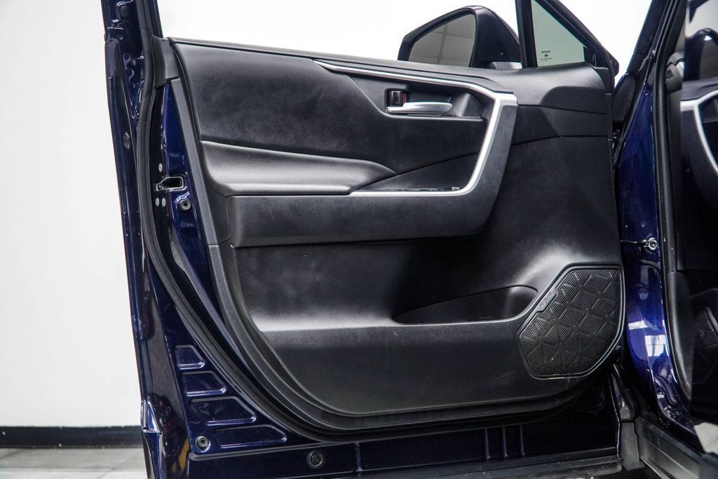 Toyota RAV4 photo 31