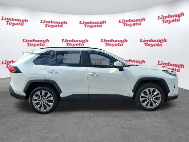 2024 Toyota RAV4 XLE Premium FWD - 22926706 - 1