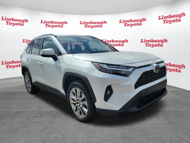 2024 Toyota RAV4 XLE Premium FWD - 22926706 - 20