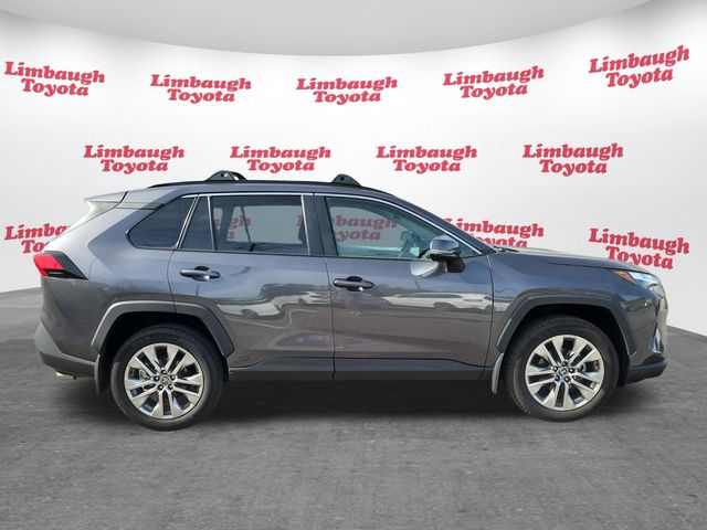 2024 Toyota RAV4 XLE Premium FWD - 23097014 - 21