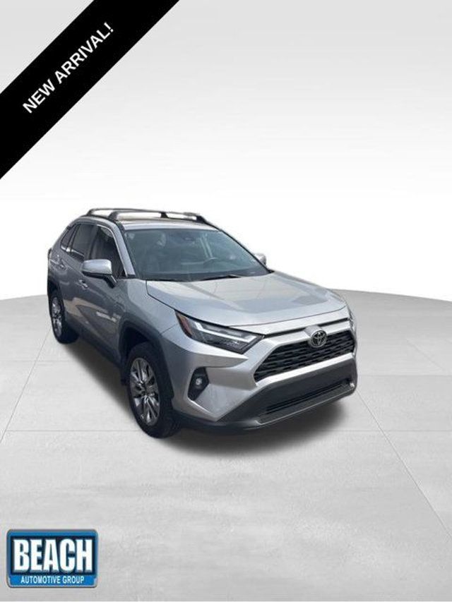 2024 Toyota RAV4 XLE Premium FWD - 23017738 | Video 1