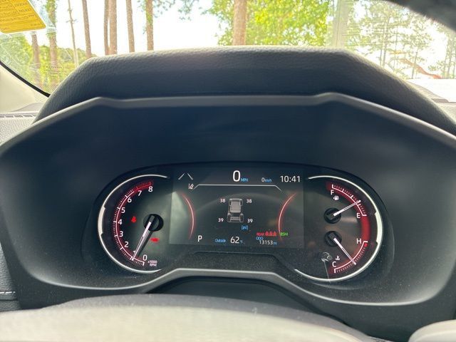 2024 Toyota RAV4 XLE Premium FWD - 23017738 - 27
