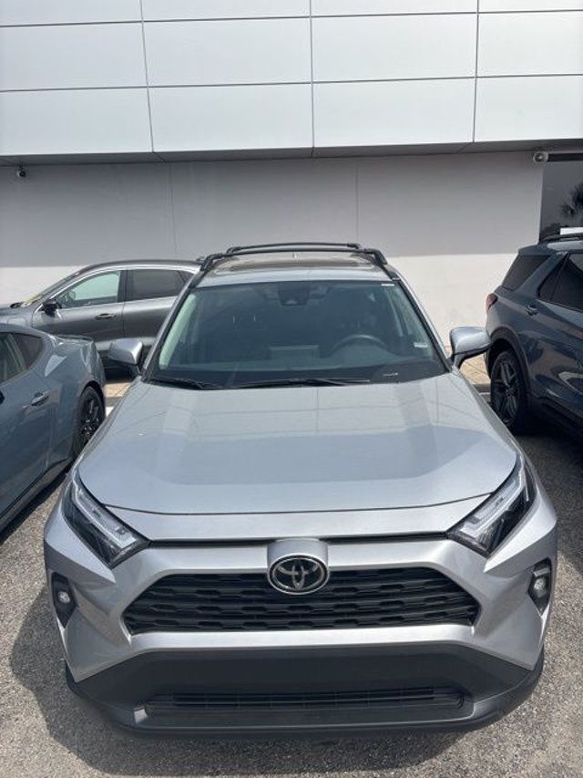 2024 Toyota RAV4 XLE Premium FWD - 23017738 - 6