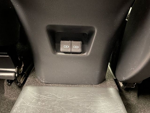 2024 Toyota RAV4 Prime SE - 23000044 - 38