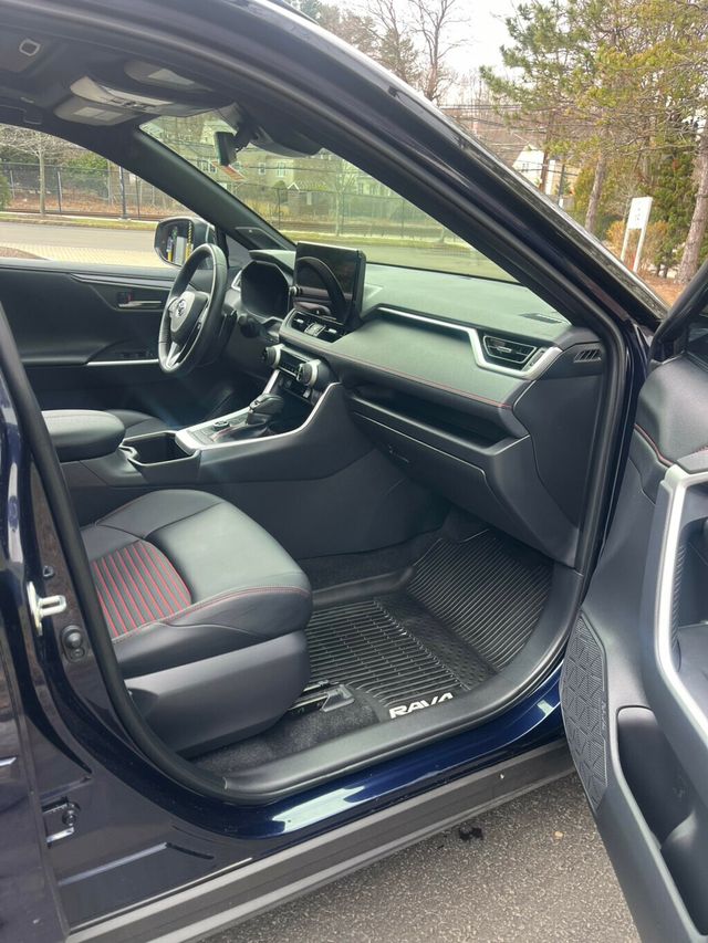 2024 Toyota RAV4 Prime XSE - 23006900 - 12