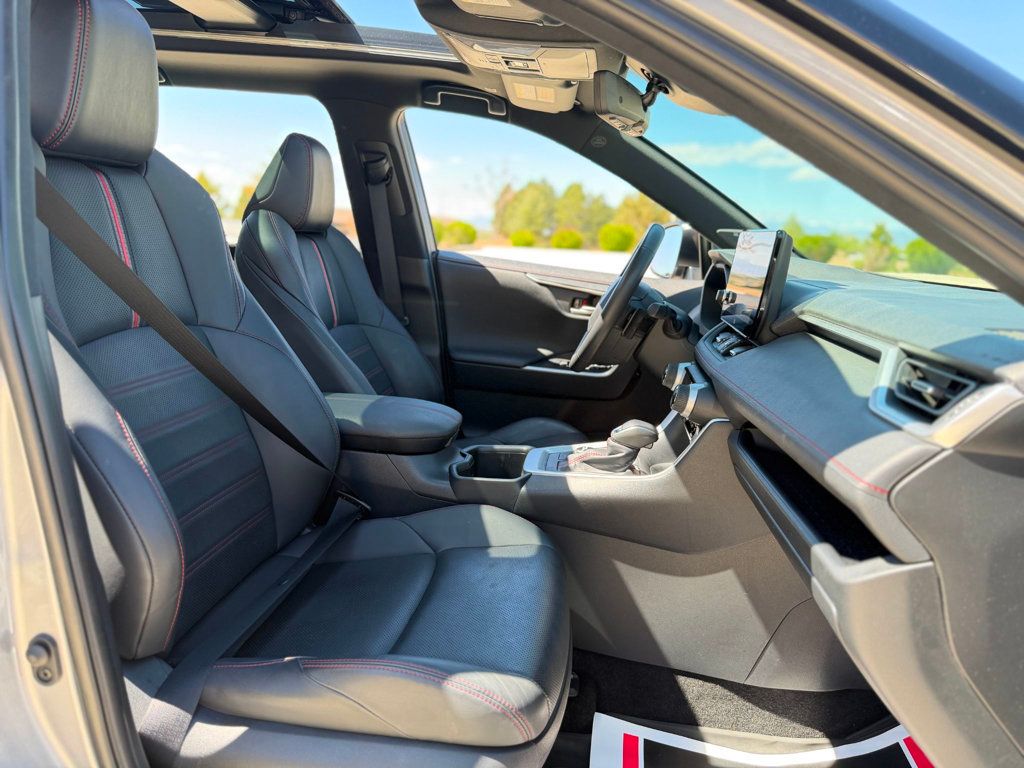 2024 Toyota RAV4 Prime XSE - 23016325 - 19