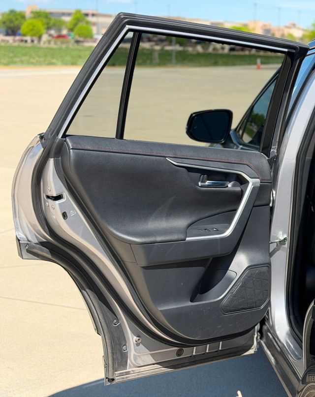 2024 Toyota RAV4 Prime XSE - 23016325 - 28