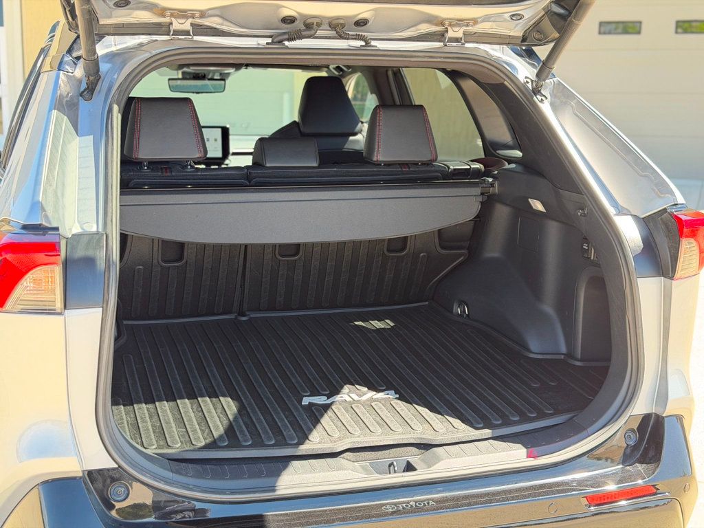 2024 Toyota RAV4 Prime XSE - 23016325 - 30