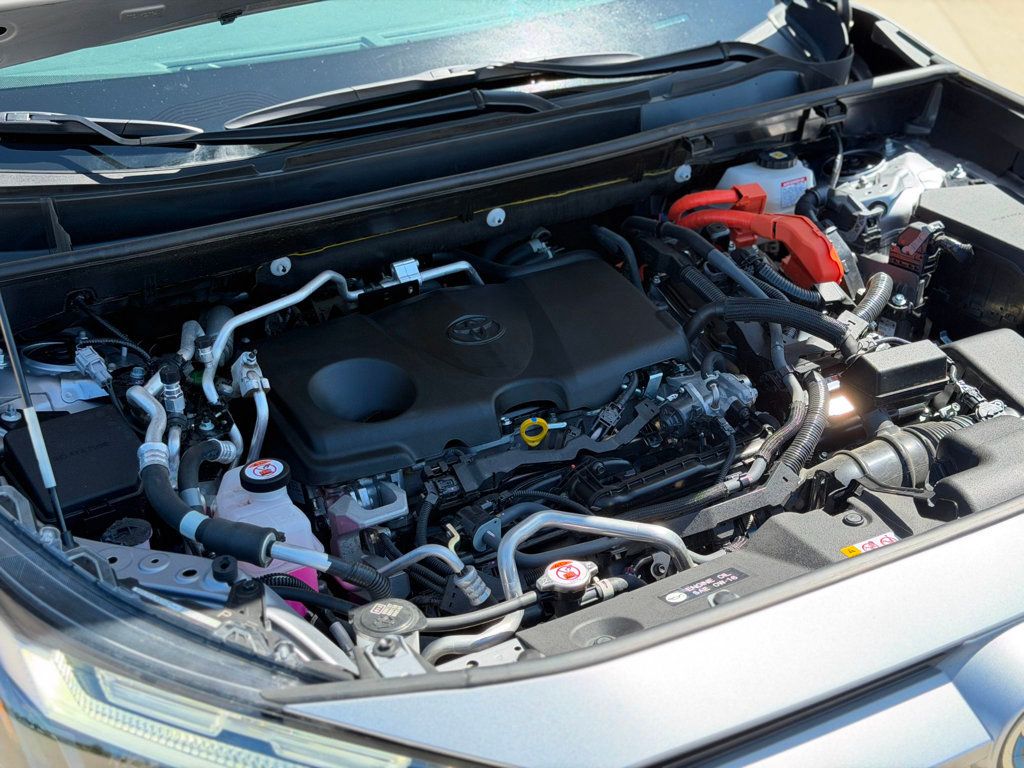 2024 Toyota RAV4 Prime XSE - 23016325 - 32