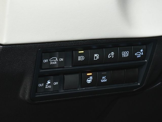 2024 Toyota Sequoia Capstone - 22918702 - 21