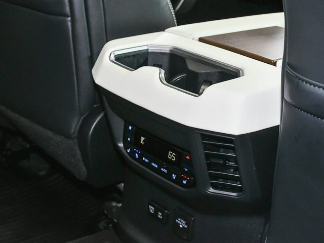 2024 Toyota Sequoia Capstone - 22918702 - 54