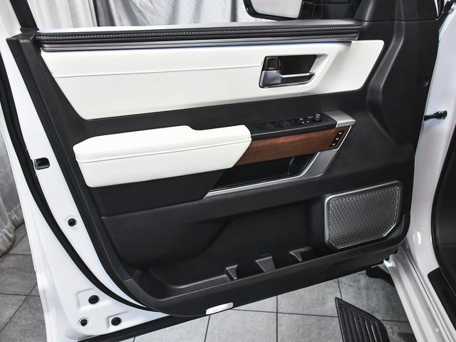 2024 Toyota Sequoia Capstone - 22918702 - 8