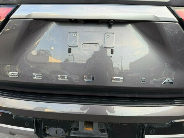 2024 Toyota Sequoia Capstone 4WD - 23043718 - 27