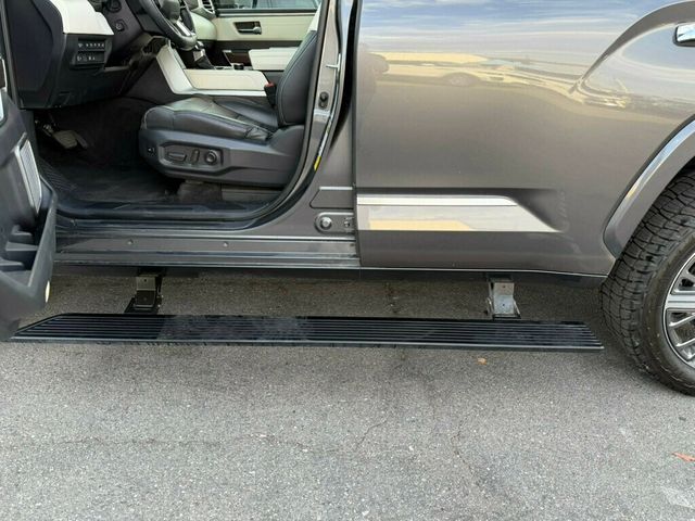 2024 Toyota Sequoia Capstone 4WD - 23043718 - 30