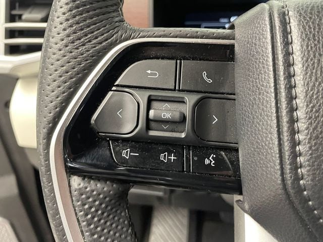 2024 Toyota Sequoia Capstone 4WD - 23012635 - 24
