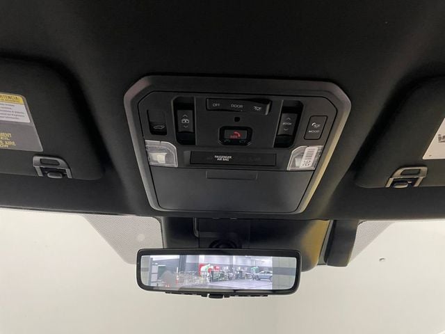 2024 Toyota Sequoia Capstone 4WD - 23012635 - 38