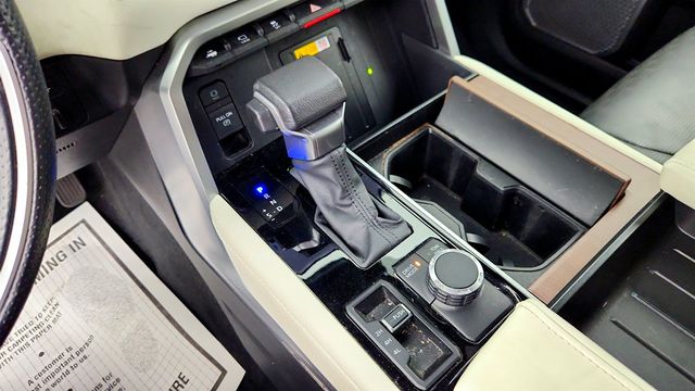 2024 Toyota Sequoia Capstone 4WD w/ TRD Roof Rack - 23011508 - 15