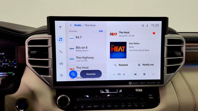 2024 Toyota Sequoia Capstone 4WD w/ TRD Roof Rack - 23011508 - 16
