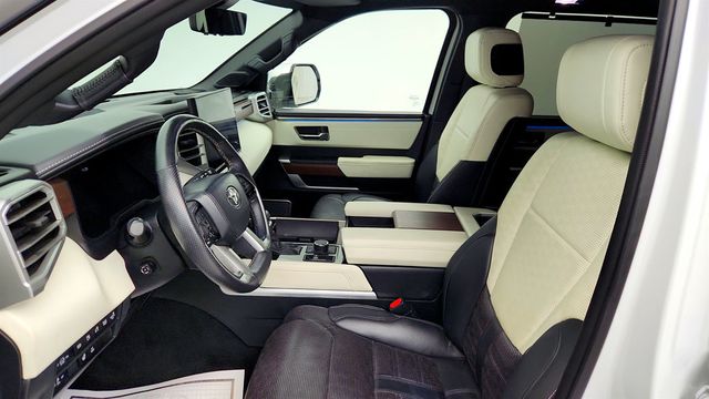 2024 Toyota Sequoia Capstone 4WD w/ TRD Roof Rack - 23011508 - 17