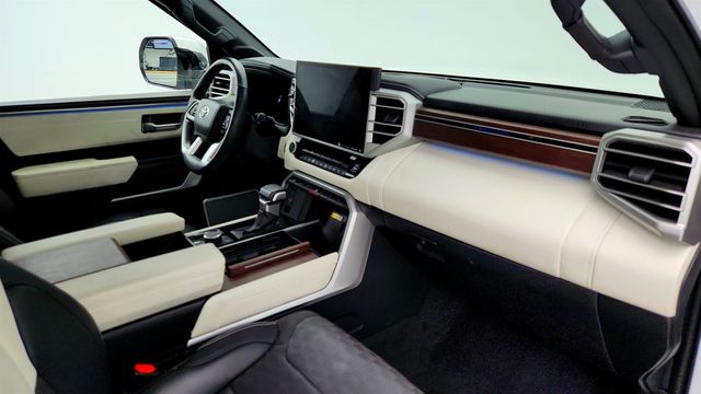 2024 Toyota Sequoia Capstone 4WD w/ TRD Roof Rack - 23011508 - 23