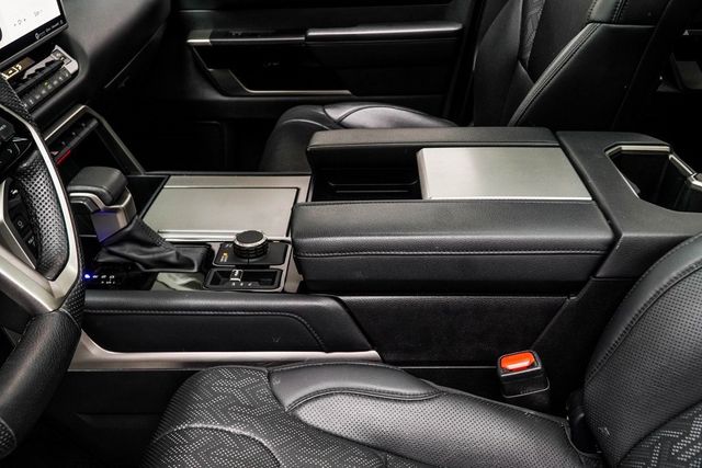 2024 Toyota Sequoia Limited 4WD - 22980931 - 19