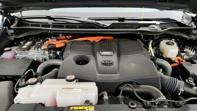 2024 Toyota Sequoia Limited 4WD w/ 14 JBL Speakers, Nightshade Pkg & Panoramic Roof - 22951237 - 26