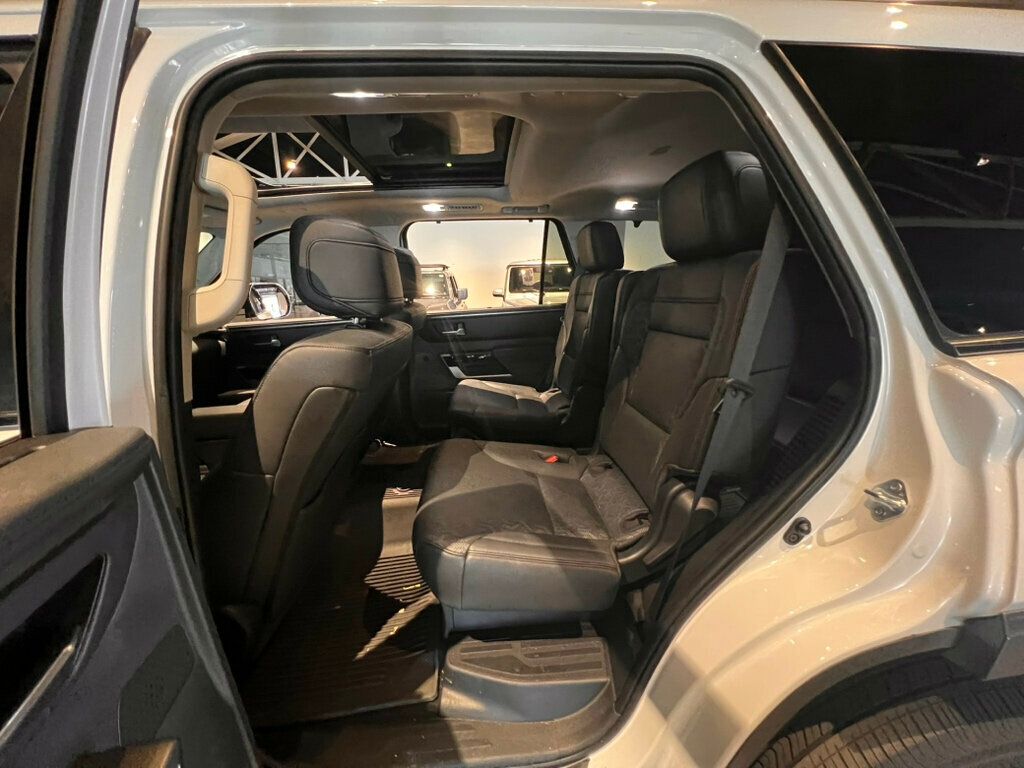 2024 Toyota Sequoia LocalTrade/Limited/4WD/PanoRoof/CaptainsChairs/Htd&CldSeats/NAV - 22995711 - 11