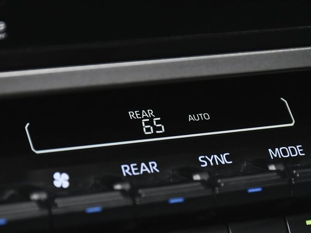 2024 Toyota Sequoia Platinum - 22938089 - 29