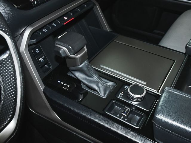 2024 Toyota Sequoia Platinum - 22938089 - 42