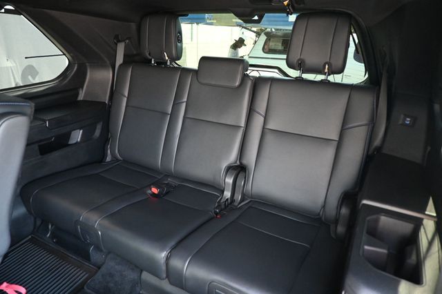 2024 Toyota Sequoia Platinum 4WD - 23030106 - 17