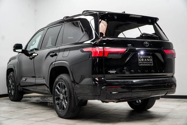 2024 Toyota Sequoia Platinum 4WD - 22847870 - 10