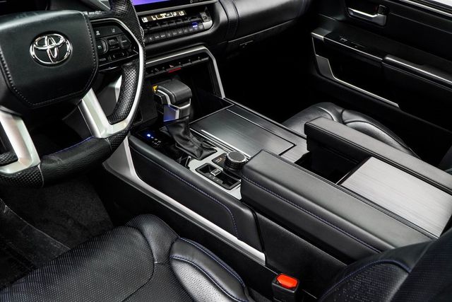 2024 Toyota Sequoia Platinum 4WD - 22847870 - 19