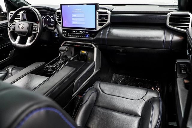 2024 Toyota Sequoia Platinum 4WD - 22847870 - 21