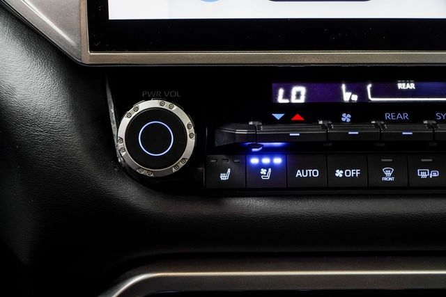 2024 Toyota Sequoia Platinum 4WD - 22847870 - 29